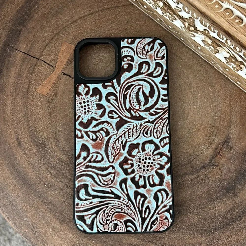 Myra Eagles Nest Phone Case for iPhone 15 series